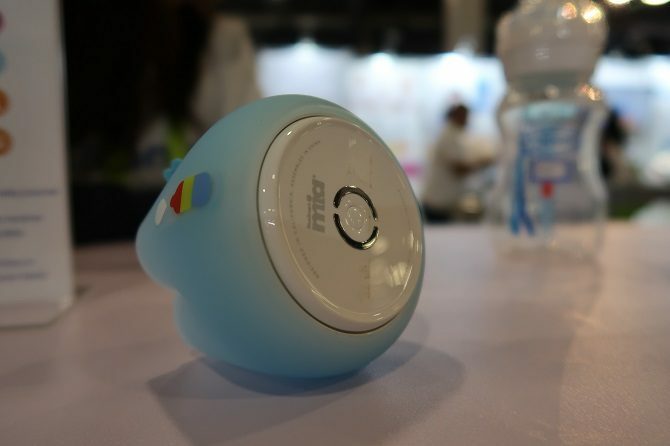 Der BlueSmart mia2 eliminiert Vermutungen bei der Flaschenernährung von Babys bluesmart mia2 ces2019 1 670x446