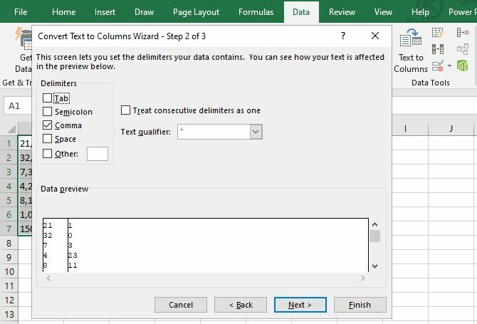 Trennen Sie Text in Zellen in Excel in Spalten.