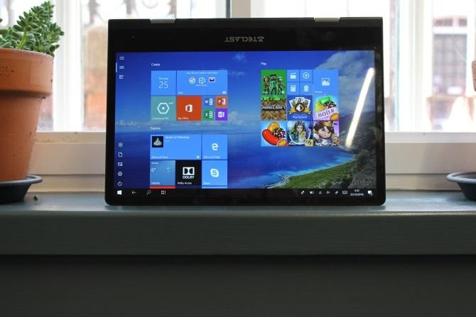 Teclast F5 Tablet-Modus im Fensterregal