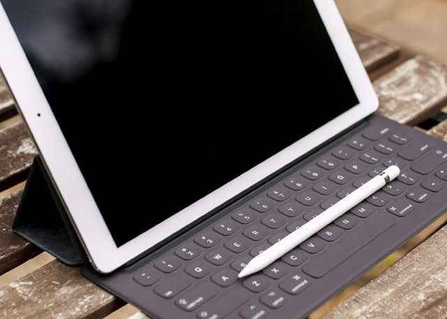 iPad Pro mit Tastatur und Stift