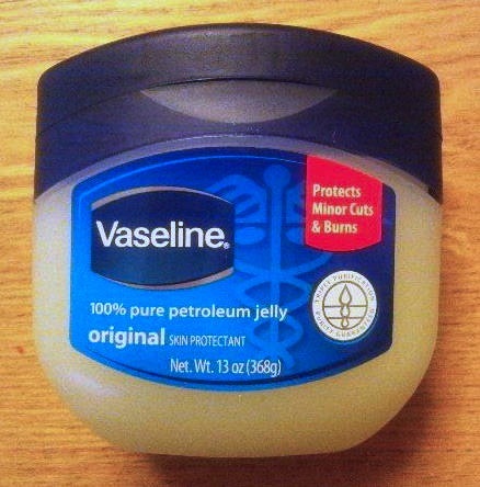 10 günstige Dinge, die Sie in Ihrem Tech Toolkit Vaseline mit sich herumtragen können