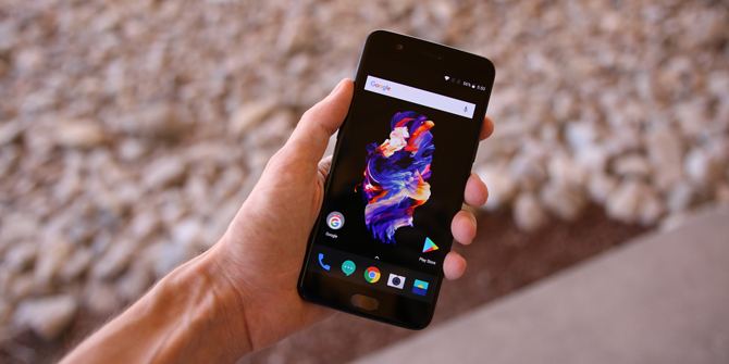 OnePlus 5 Review: Im Ernst, dies ist das derzeit beste Android Oneplus 5 Front