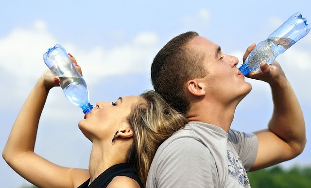 Mini-Gewohnheiten-trinken-Wasser-Pint