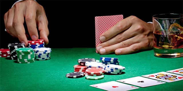 Poker mit echtem Geld lernen