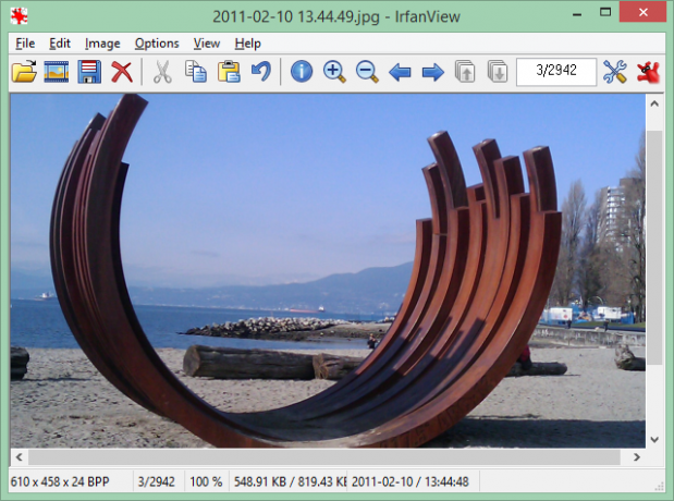 Dies ist eine Bildschirmaufnahme eines der besten Windows-Programme. Es heißt IrfanView Image Viewer