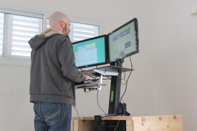 Überprüfung der doppelten Workstation von workfit