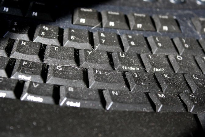 Schmutzige Laptop-Tastatur