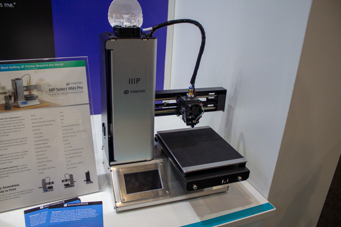 3D-Druck auf der IFA 2018: Erschwingliche Farbdruck- und Bildungshighlights monoprice mp select mini pro ifa 2018