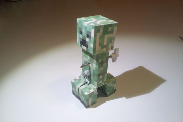 Minecraft-DIY-Windup-Creeper