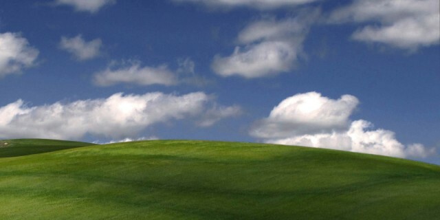 Landschaft ähnlich wie Windows XP Bliss Wallpaper