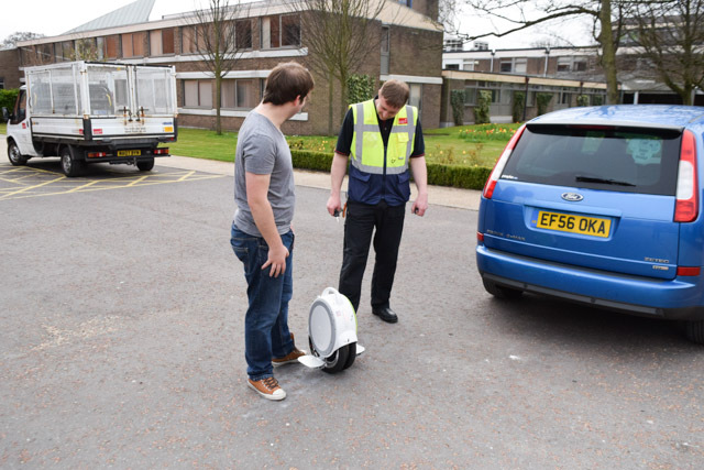 Airwheel Q5 - Freunde finden