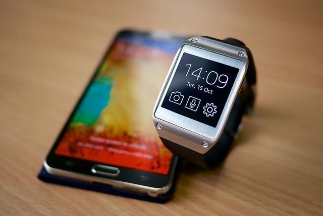 Samsung-Galaxy-Gear-Smartwatch