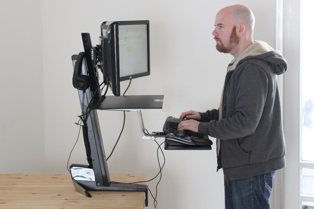 Überprüfung der doppelten Workstation von workfit